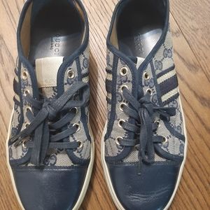 Gucci blue sneakers size 9